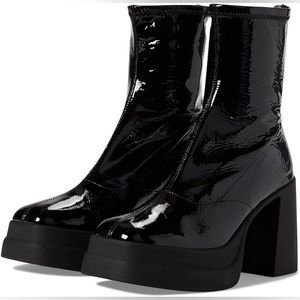 NWOB Women Free People Double Stack Platform Boot in Black Patent size 38.5